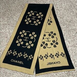 Black and Tan designer wool Scarf